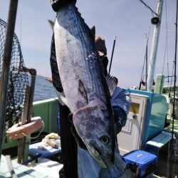 康仁丸・ジギング釣り果